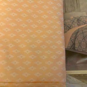 Bella Home twin set of 1 flat 1 fitted & 1 pillow case peachy pink with white